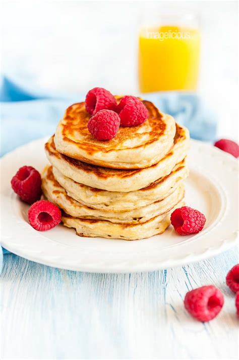 An easy, delicious and nutritious pancake recipe for the whole healthy greek yogurt pancakes. Greek Yogurt Pancakes... and waffles - Imagelicious.com