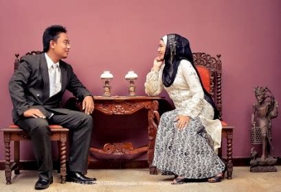 Konsep prewedding seperti apa yang jadi impian kamu? Prewedding Islami Indoor yang Ngetrend di Kalangan Hijabers