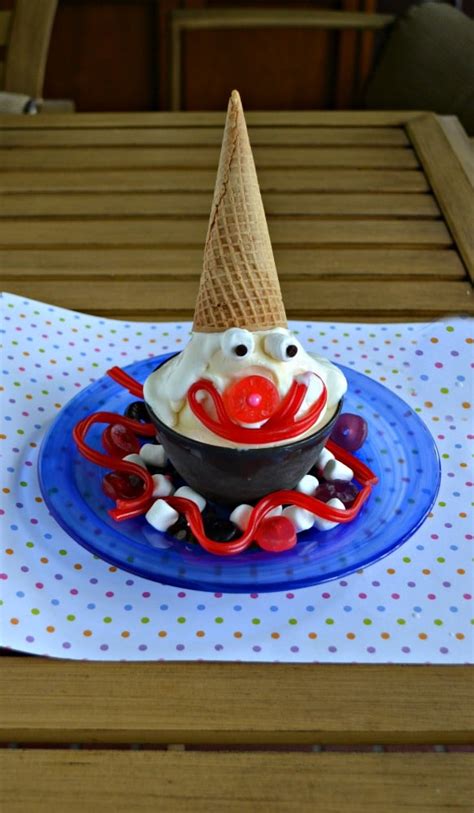 Clown Ice Cream Sundaes Recipe Ice Cream Sundae Blue Bunny Ice