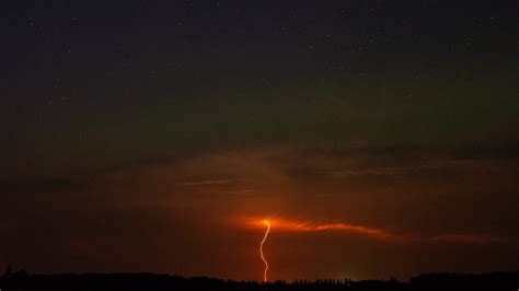 Rare Red Lightning Photographed In Canada What Caused It Miami Herald