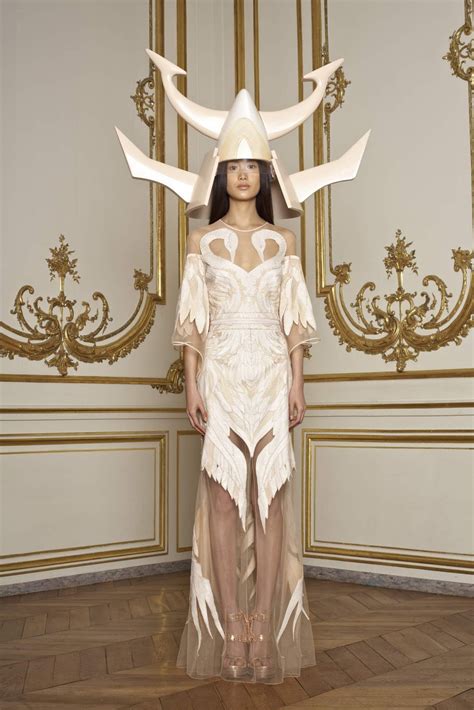 Givenchy Haute Couture Ss 11 By Riccardo Tisci Full Collection