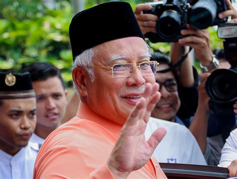 Former prime minister of malaysia. Najib, 11 and dissolution of Parliament | New Straits ...