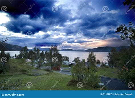 Sunset Over Picturesque Lake Stock Image Image Of Campsite Park 3113287