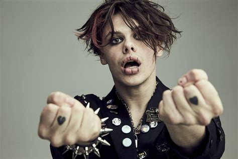 Yungblud Fights His Inner Demons In New Video Die A Little