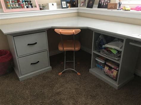 Craft rooms deserve a bold hand with color and glamour, so extend the accent shade you've chosen throughout the space onto your organization tools. Modular office sewing/craft table | Ana White | Craft room ...