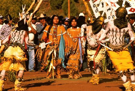 Pin On Apaches Crown Dancers And More Apches