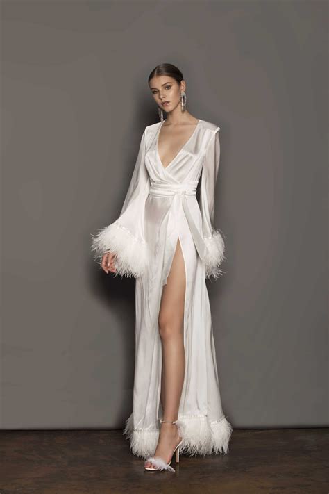 feather long robe wedding dress with feathers fancy robes bridal robes
