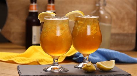 How To Make A Harvest Moon Cocktail With Bourbon And Beer Thrillist