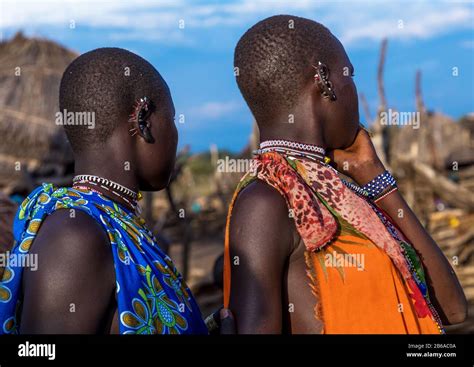 Toposa Tribe Women In Traditional Clothing Namorunyang State Kapoeta