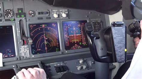 Boeing 737 max flight deck much like any systems change, or indeed a type change, experience on the max makes this new layout less of a challenge. HD 737 Cockpit Scenes - YouTube