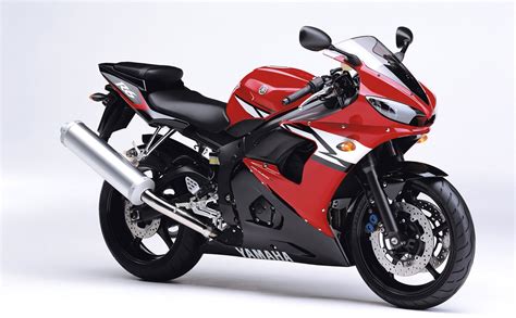 Review Of Yamaha Yzf R6 2003 Pictures Live Photos And Description