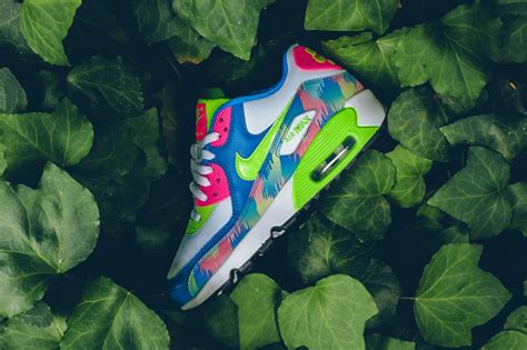 Colorful Detailing On This Nike Air Max 90 Print