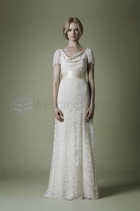 Cream Lace Wedding Dress