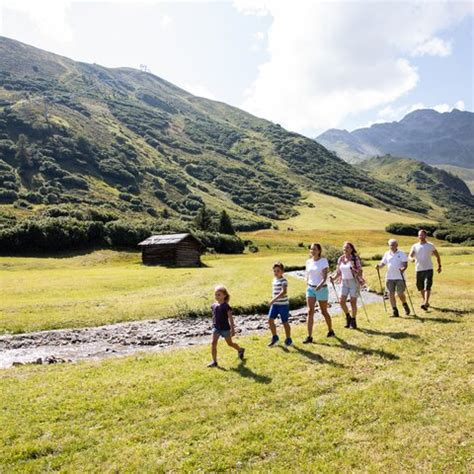 Die 10 besten hotels in serfaus osterreich ab 106 : Serfaus Ubernachten / Haus Christina Serfaus Gasthof ...
