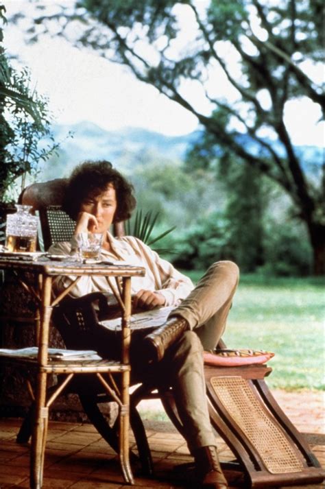 Follows the life of karen blixen, who establishes a plantation in africa. Monday Movie Review: Out of Africa (1985)