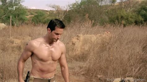 Richard Armitage Shirtless