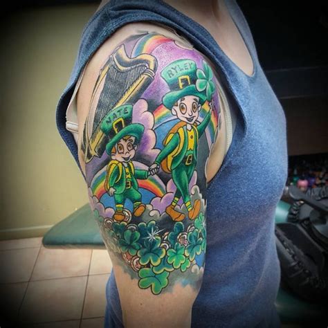 There is quite a mix to choose from, you can have an irish cross, celtic tattoos and even claddagh hearts. 55+ Best Irish Tattoo Designs & Meaning - Style&Traditions ...