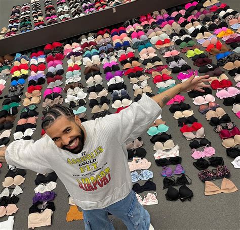 Drake Shows Off Bra Collection Hes Received From Fans While Onstage