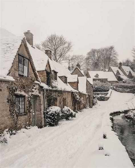 winter wonderland in the cotswolds english villages covered in snow katya jackson