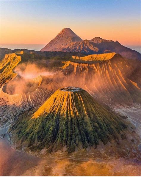 Travel Nature Earth On Instagram Bromo East Java Indonesia 🇮🇩
