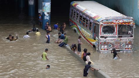 Pakistan Floods 16 Dead In Karachi At Least 11 Electrocuted Cnn