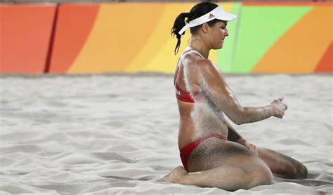 Rio 2016 Picture This Beach Volleyball Hots Up The Olympic Games