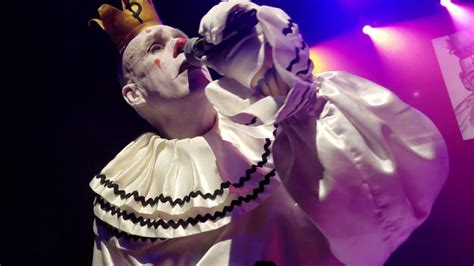 Puddles Pity Party Chandelier Happy Birthday 2 Las Vegas Jan 19