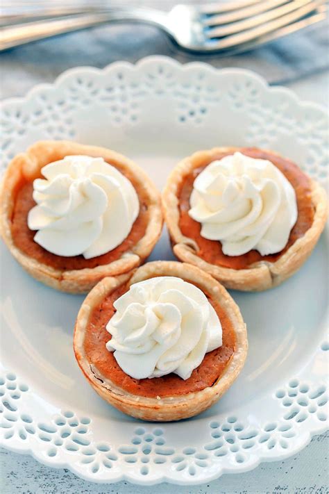 Pumpkin pie is a food item that can be eaten by the player. Pumpkin Pie Recipe Minecraft - Minecraft How To Make ...