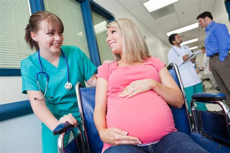 What Does A Labor And Delivery Nurse Really Do Laptrinhx News