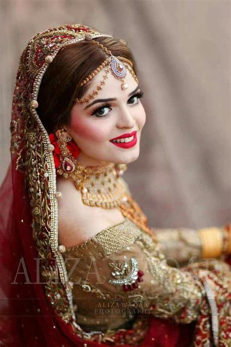 Pin By Kaz Ganai On Pakistani Weddings Pakistani Bride Pakistani