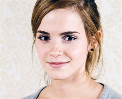 Celebrity News Hollywood Celebrity Emma Watson Hot Pics