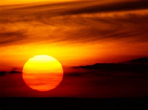 1600x1200 1600x1200 Sunset Sun Red Sun Sunlight Red Red Sky Desert