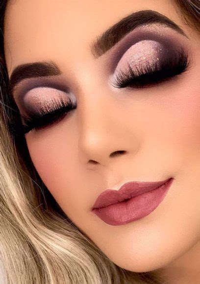Best Eye Makeup Looks For Mauve And Smokey Makeup