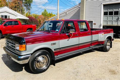 32 Year Old Ford F 350 Dually Has Been Perfectly Preserved Carbuzz