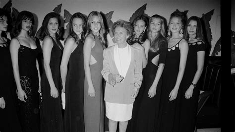 Famous Ford Models In Honor Of Eileen Ford — Vogue Vogue