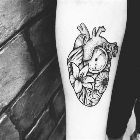 Pin By Priscila Esquivel On Permanente Körperkunst Tattoos Heart