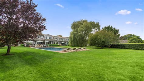 New East Hampton Home For Sale 8 Bedrooms And 7500 Sq Ft For 10