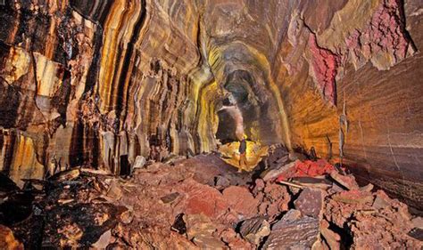 Two Miles Of Lava Caves Found Hidden Under Wastington State In America