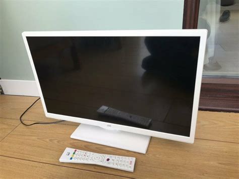 Smart White Jvc 24 Inch Hd Led Tvfreeview Hdexcellent Condition