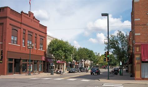 Hopkins Funeral Homes, funeral services & flowers in Minnesota