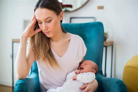 Woman Backed For Filing Noise Complaint On Single Mom Over Crying Newborn
