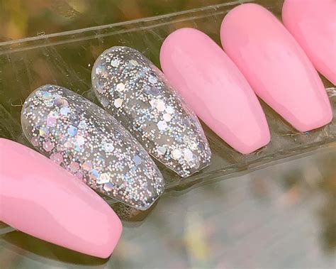 Pink Press Ons Glitter Accent Nails Press Ons Canada Etsy