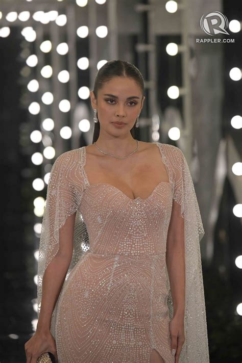 in photos all the best looks at the 2022 gma gala night
