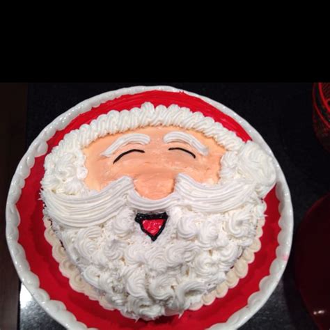 An easy christmas cake recipe that turns out perfect every time. Santa Face Cake, fun and easy to make. | Christmas cake ...