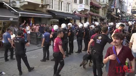 Istanbul Police Disperse Lgbt Pride March With Tear Gas
