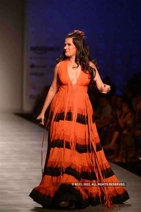 Sona Mohapatra Showcases A Creation By Designers Viral Ashish And Vikrant On Day 2 Of The Amazon