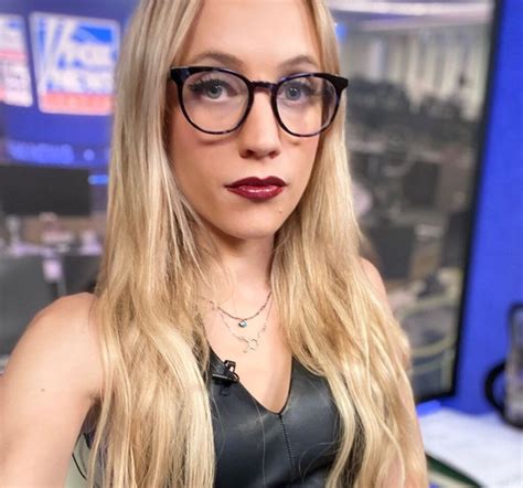 katherine-timpf-husband,-age,-net-worth,-married,-bio,-height-in-feet