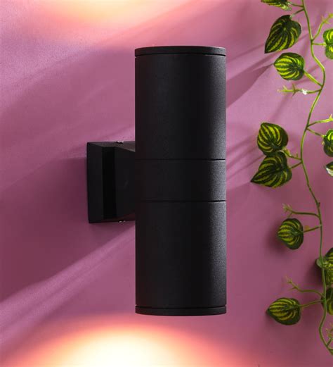 These appliances create ambience, provide task lighting, and support any other light fixtures that you currently have in the space. Buy Up and Down Wall Light Wl1074 Online | The Light Kart