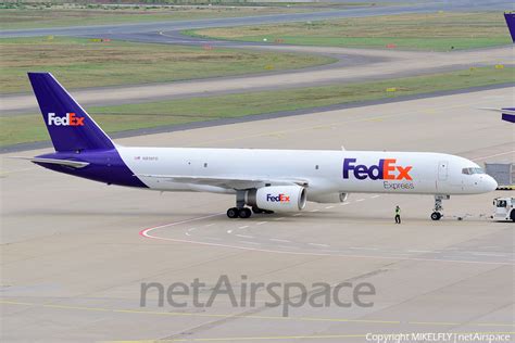 Fedex Boeing 757 236sf N915fd Photo 548504 Netairspace