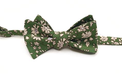 Dark Green Floral Bow Tie Vwolive Flowers Necktie Bow Tie Etsy